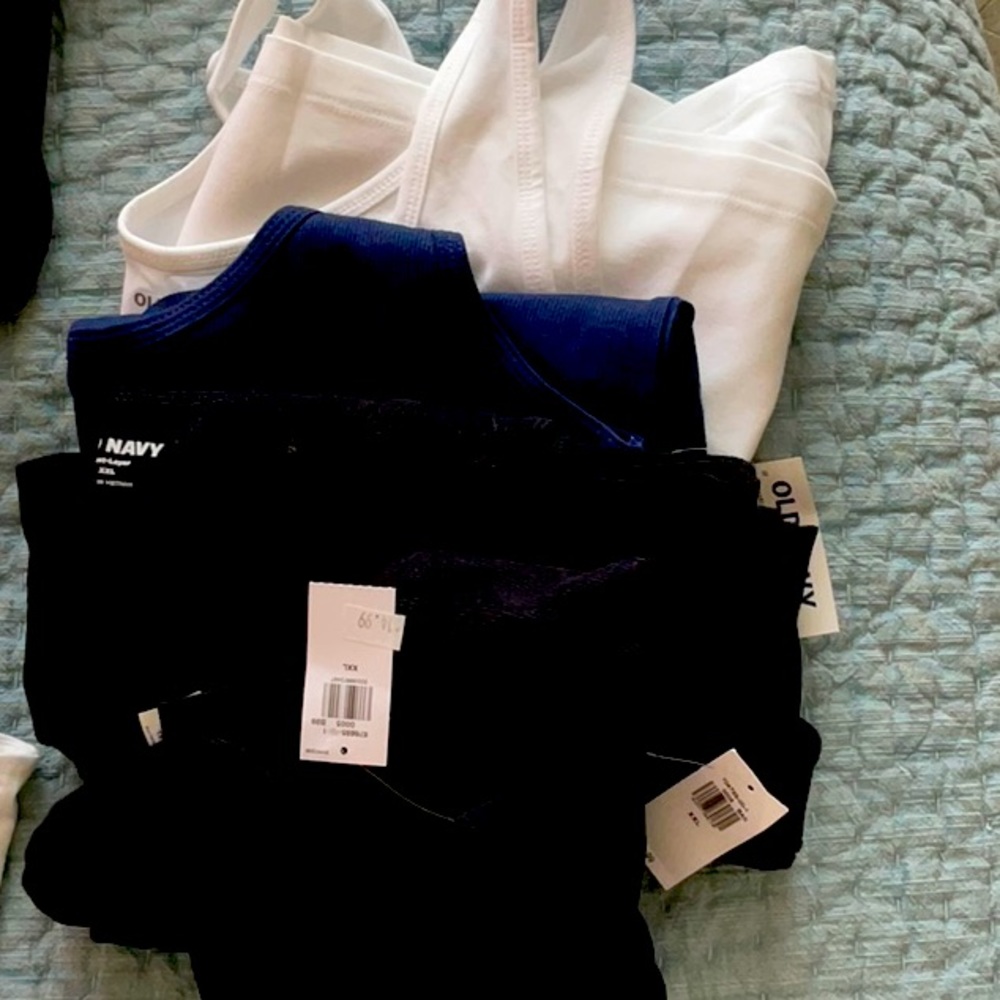 4 new with  Tag Tank Tops and 2 New Body Suits OLD NAVY